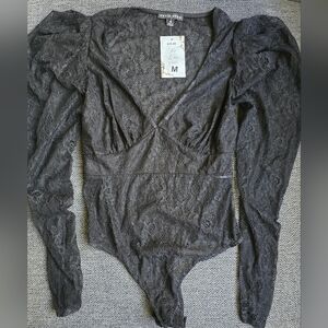 ✨️ Black Long sleeve Lace Bodysuit ✨️